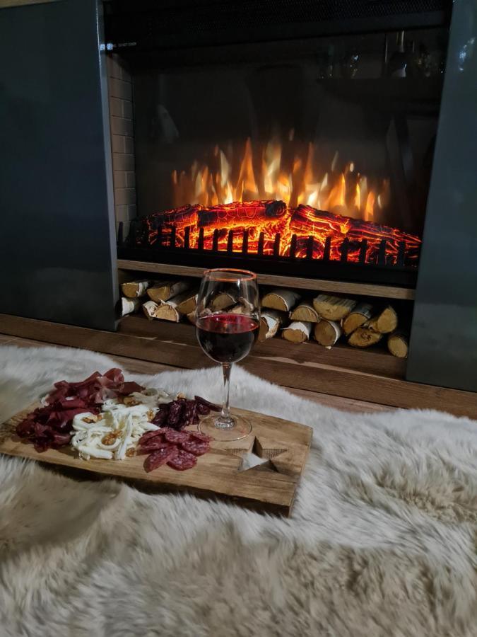 Mountain Paradise In Aparthotel Borovets Gardens Bagian luar foto