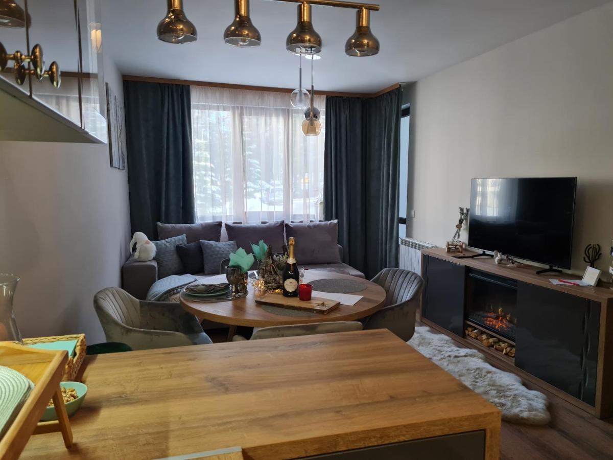 Mountain Paradise In Aparthotel Borovets Gardens Bagian luar foto